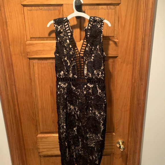 Love X Design Lace & Lattice Sleeveless Sheath Dress Black Medium NWT Flawed - Picture 2 of 8